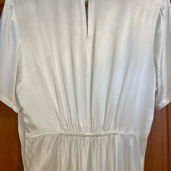 DISSH Annabelle (US 8) Elegant Cream Dress - Picture 10 of 14